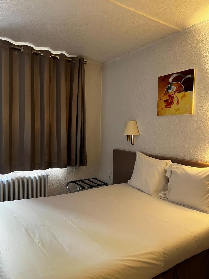 Hotel Le Gambetta Bergerac Buitenkant foto