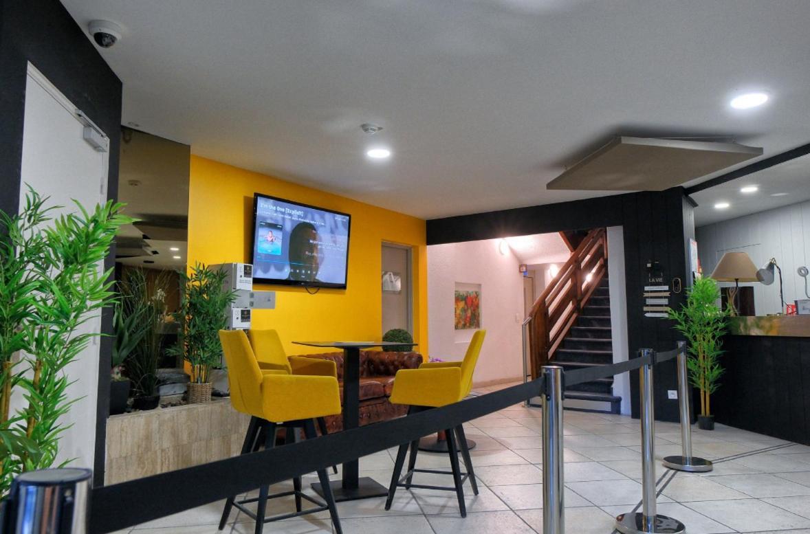 Hotel Le Gambetta Bergerac Buitenkant foto