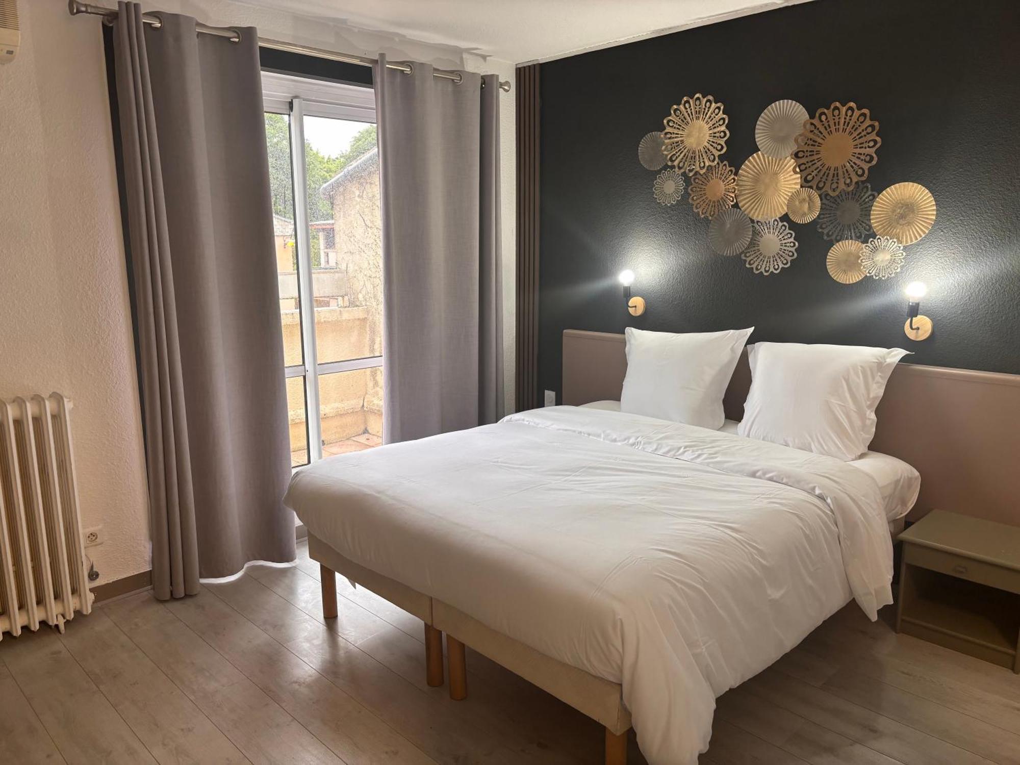 Hotel Le Gambetta Bergerac Buitenkant foto